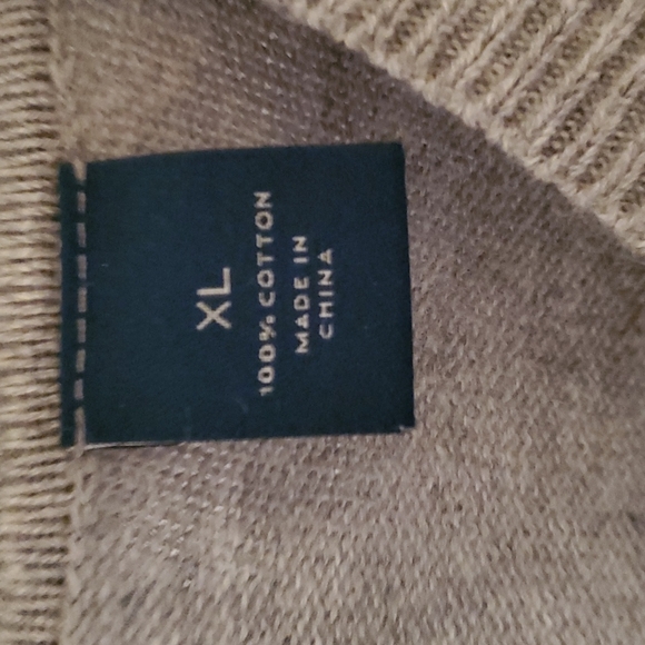 Sweater - Picture 3 of 3